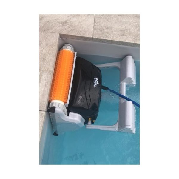 Robot pulitori per piscina